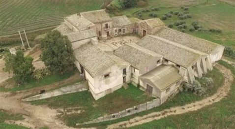 Masseria Verbumcaudo vista dall'alto