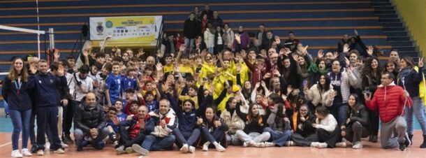 Young volley foto di gruppo