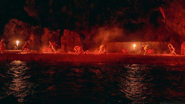 Una scena dell'Inferno ambientato nelle Gole dll'Alcantara