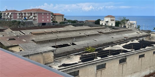 copertura amianto nello stabilimento Pozzillo