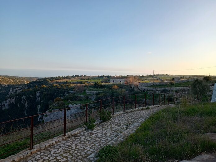 cava ispica modica sicilia copertina