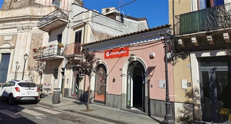 Aci Sant'Antonio, via Regina Margherita