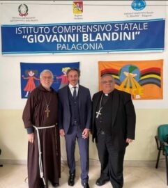 Mons. Peri, Laudani e mons.Rumeo