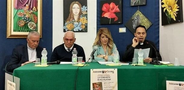 presentazione libro La comunità di Aci Platani