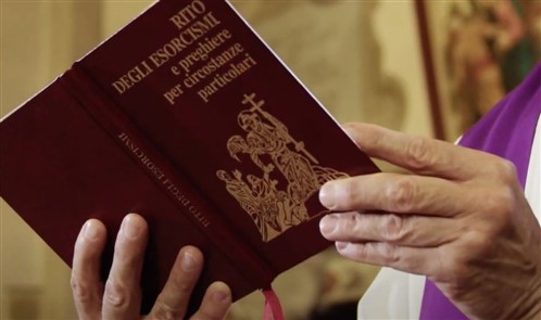 decreto su esorcismi