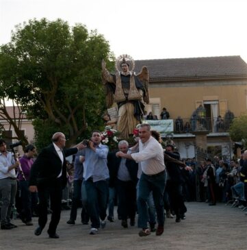 processione Spirito Santo Gangi