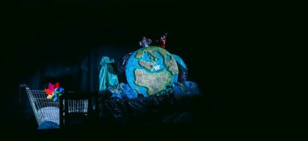 scenografia di Miciu e Cyrano sulla luna