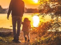 Francesco Pira la figura del padre accudente cambia il rapporto genitori figli