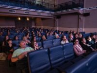 Premio insula il pubblico in sala
