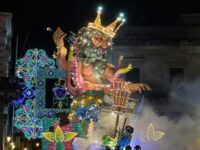 carro allegorico Carnevale Acireale
