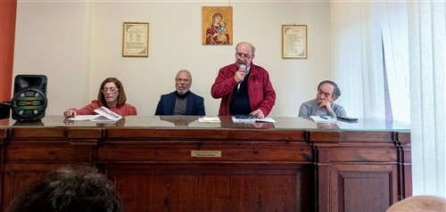 Libri / “Sicilia terra di sapiri e di sapuri”, magnifica il dialetto siciliano