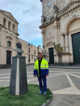 Giuseppe Casella postino scultore