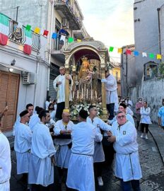la Madonna in processione