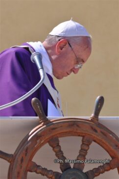 Francesco a Lampedusa