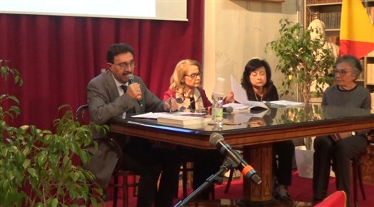 Libri / “I mascheroni di pietra”, focus sul barocco di Acireale