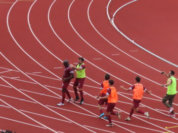 Da 0-2 a 2-2, l'Acireale rimane in Serie D. Ci mette il cuore, l'undici granata, e l'orgoglio, un mix decisivo per vincere l'ultima battaglia