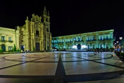 Piazza Duomo di notte