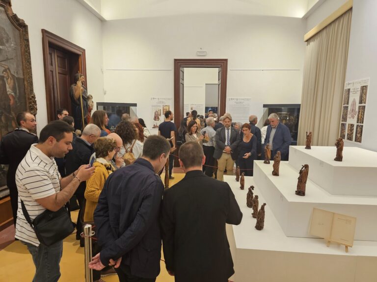 Museo diocesano di Acireale / Fino al 28 giugno in mostra capolavori dell’arte lignea devozionale