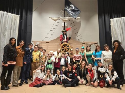 rappresentazione musical Peter Pan -L'isola che non c'è