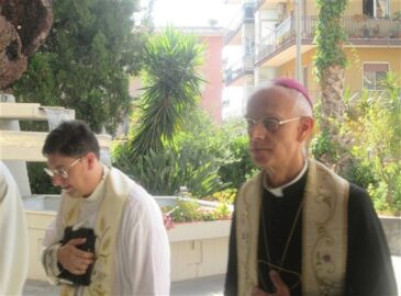 Don Antonio Pennisi e vescovo Raspanti