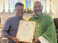 Davide Vasta e don Sebastiano Leotta