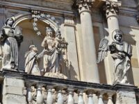 Chiesa San Domenico Acireale-particolare prospetto principale