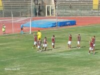I granata salutano i tifosi a fine partita