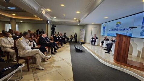 Conferenza su Stati delle isole