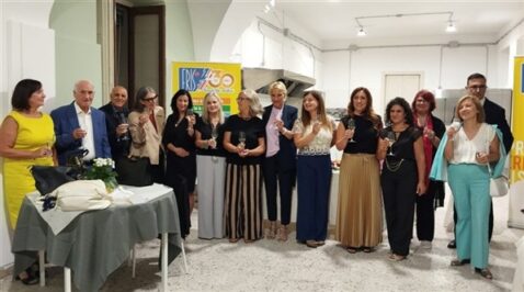 Le dirigenti scolastiche festeggiano Maria Castiglione