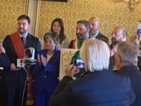 Consegna benemerenza alla signora Pagano