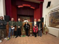 Donazione dei pupi siciliani alla città di Acireale