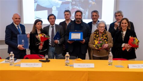 Acireale tavola rotonda sul limone