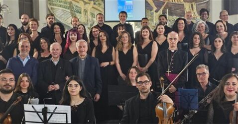 concerto per la pce, primo piano sul coro