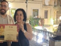 CPIA Catania 2 mostrano  il premio