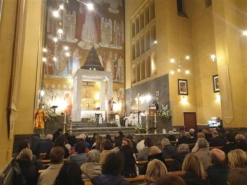 Una funzione nella chiesa Cristo Re
