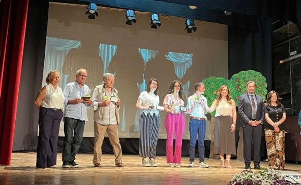 Festival chi è di scena giurati e amministrazione