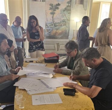 Barbagallo firma atto costitutivo Asso leader Italia