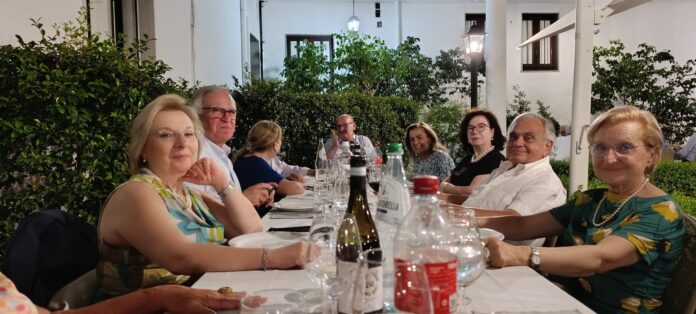 Il nuovo presidente Alfio Cristaudo-a sx e la moglie Laura Il nuovo presidente Alfio Cristaudo-a sx e la moglie Laura