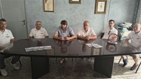 Aci Sant'Antonio presentazione spettacolo dei droni