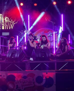I Moon n'Skin in Concerto per Moviti Femmu