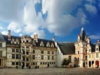 Il  Castello Reale di Blois primo grande sito della Valle-della-Loira