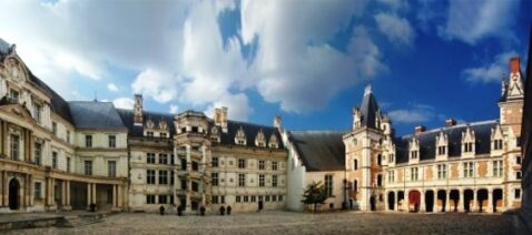 Il Castello Reale di Blois primo grande sito della Valle-della-Loira