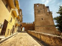 castello-arabo-normanno-diroccato-o-chiaromonte-butera.