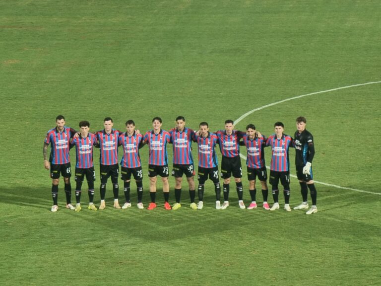 Calcio Catania / Primi 3 punti, servito il poker al Cosenza