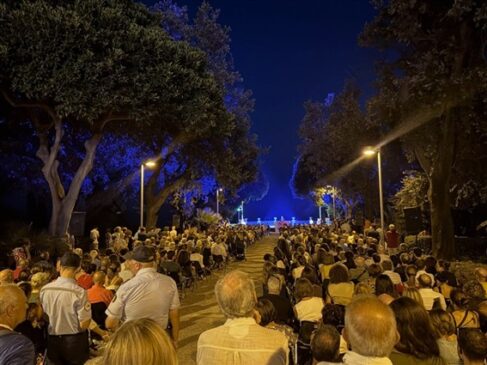 Villa Acireale, incontro con Galimberti