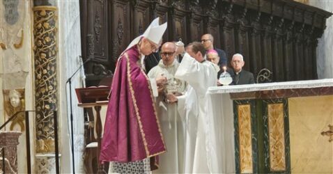 Tumulazione spoglie di monsignor Vigo