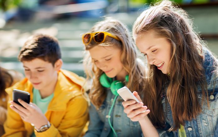 Pira educazione digitale adolescenti